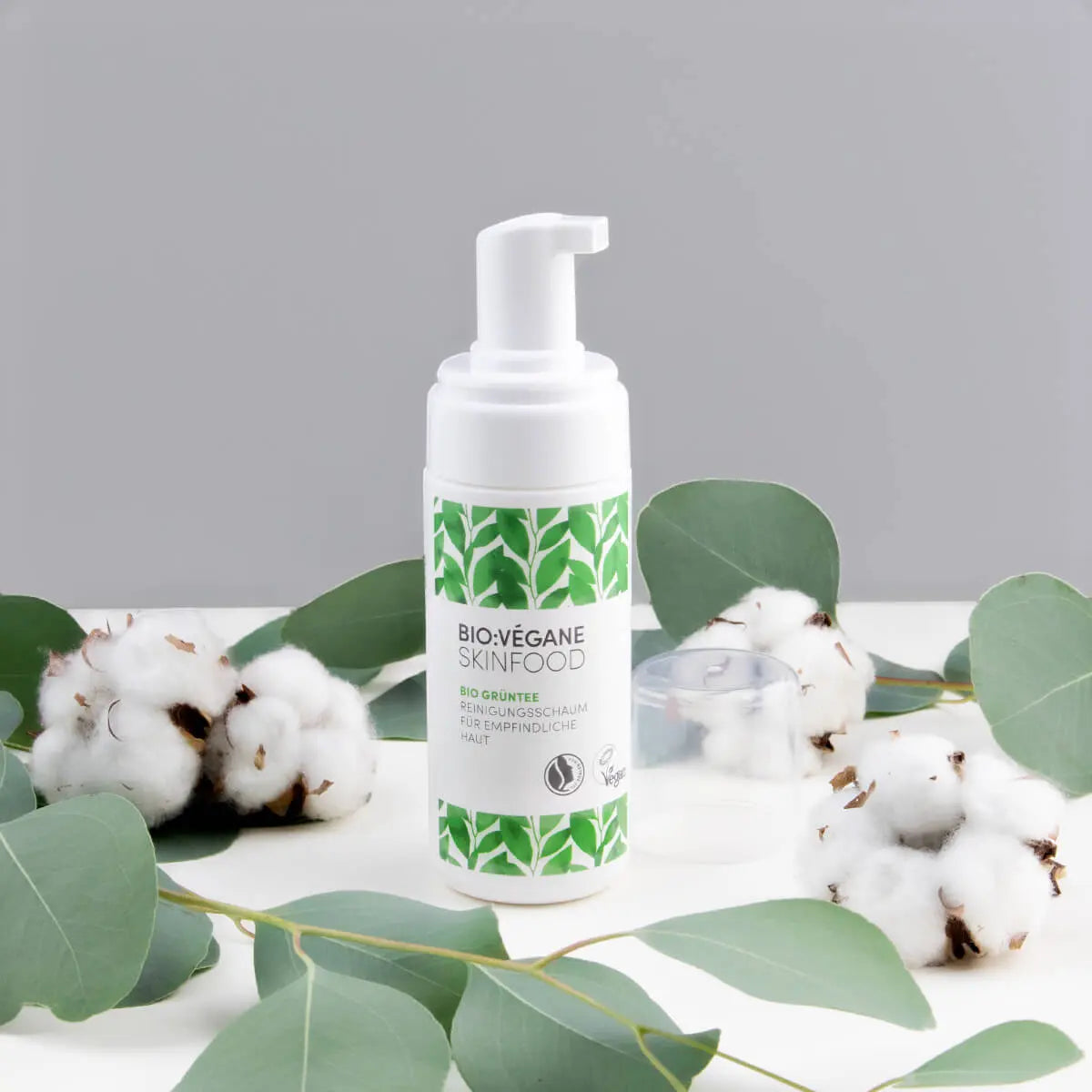 Bio Grüntee Reinigungsschaum - BIO:VÉGANE SKINFOOD